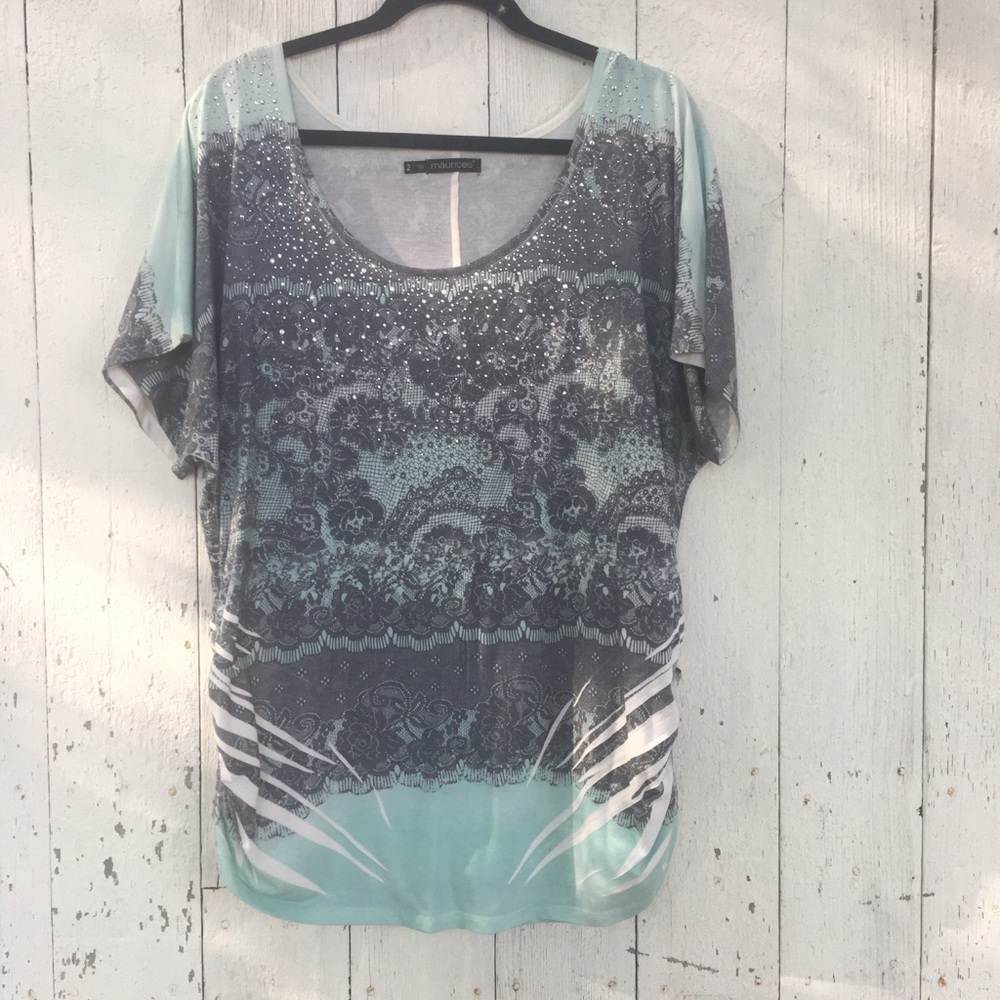 Maurice’s Size 2 Mint green/grey lace print top
